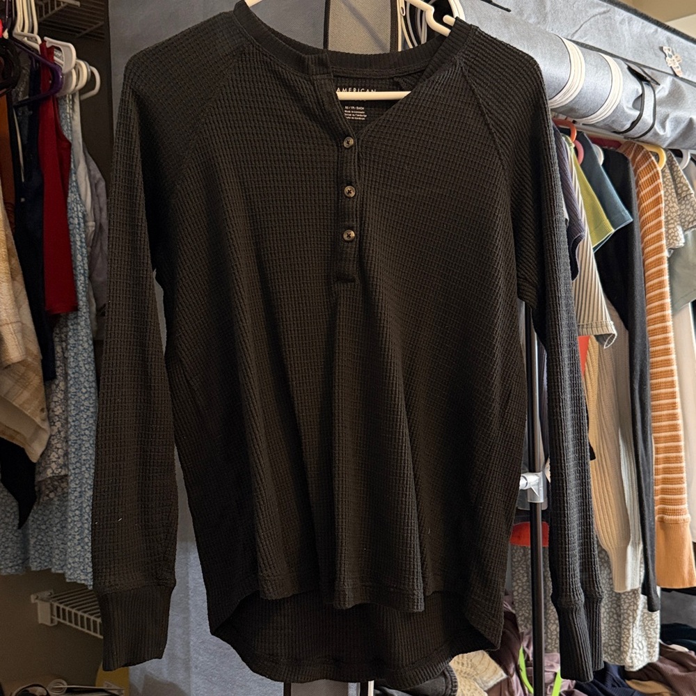 American Eagle Black Sweater Long Sleeve